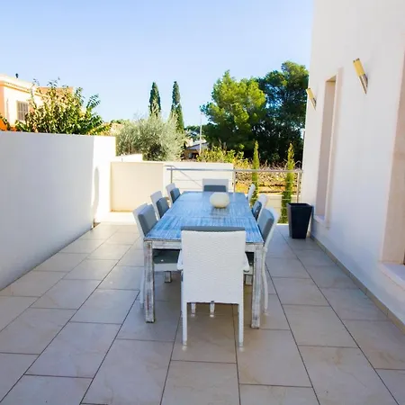 Soleado Con Piscina, Wifi Y A/c Villa Cala Ratjada