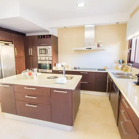 Soleado Con Piscina, Wifi Y A/c Вилла Кала Ратьяда