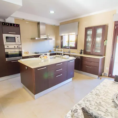 Soleado Con Piscina, Wifi Y A/c * Кала Ратьяда