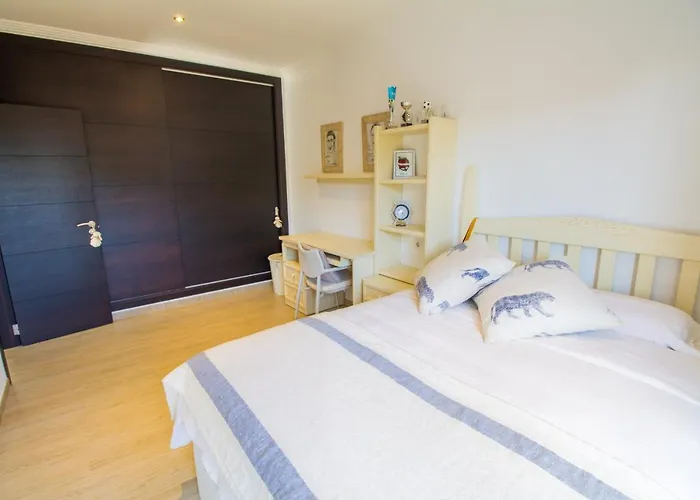 Soleado Con Piscina, Wifi Y A/c فيلة