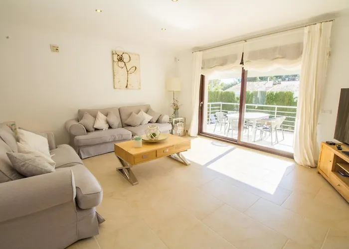 וילה Soleado Con Piscina, Wifi Y A/c קאלה ראטג'אדה